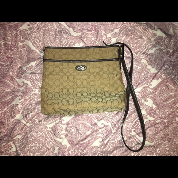 Coach Purse - Picture 1 of 6